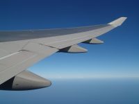 747-400 wing in flight - Pacific Ocean (No State, International)