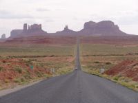 Classic photo of the highway to Monument Valley - Monument Valley (Utah, USA)