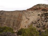 Dad on the edge of a shear cliff - Bighorn Canyon National Recreation Area (Montana, USA)
