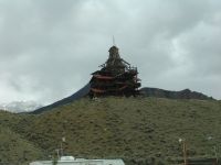 Sprawling shack we saw on the highway - Route 14 west (Wyoming, USA)