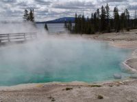Hot spring - Yellowstone National Park (Wyoming, USA)