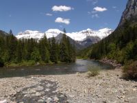 McDonald Creek with the Garden Wall - Glacier National Park (Montana, USA)