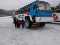 Us in front of the SnoCoach - Jasper National Park (Alberta, Canada)