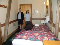 Shoebox-sized room at Paradise Inn - Mt Rainier National Park (Washington, USA)