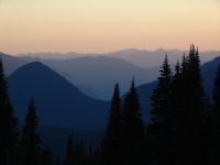 Ranges at dusk - Mt Rainier National Park (Washington, USA)