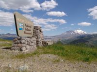 Mount St Helens park sign - Mount St Helens National Volcanic Monument (Washington, USA)