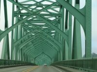 Crossing McCullough Bridge - McCullough Bridge, Coos Bay (Oregon, USA)