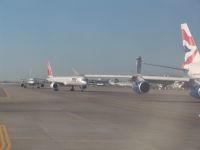 Jets lining up for takeoff - Sea-Tac Airport (Washington, USA)