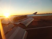 Airbrakes up - Sydney Airport (NSW, Australia)