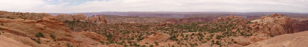 Green River canyon from Upheaval Dome - 
Canyonlands National Park (Utah, USA)