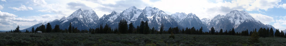 Teton Range panorama - Grand Teton National 
Park (Wyoming, USA)